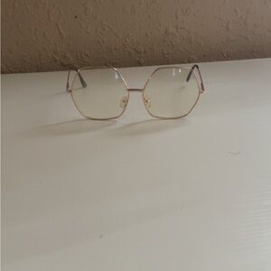 Gold Hexagon Metal Frame Sunglasses - Women's Fashion Accessory
